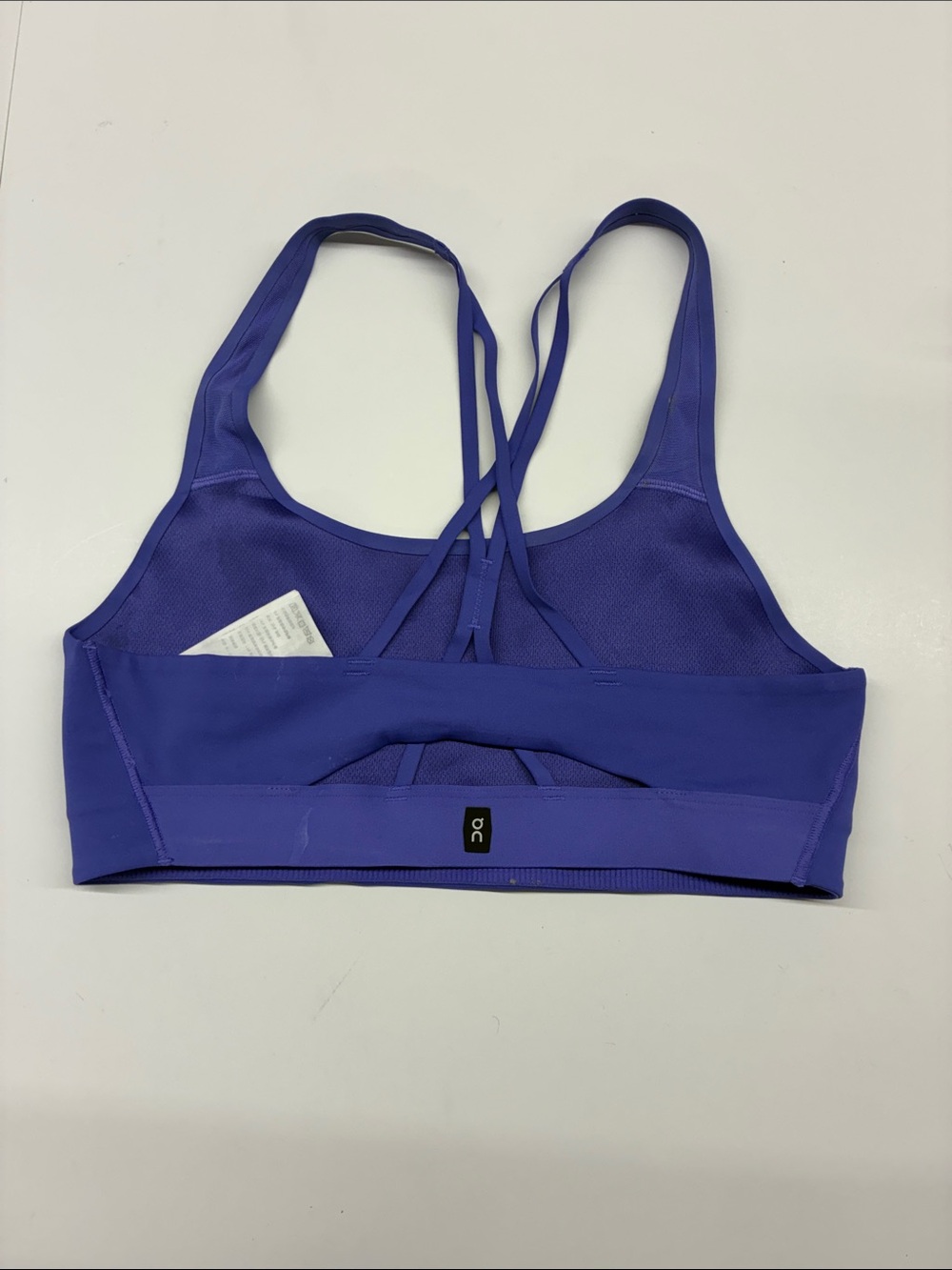 NEW On Running Run on Clouds Women's Movement Bra Size Medium - Picture 2 of 4